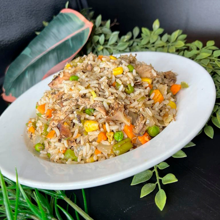 Rice with vegetables and meat